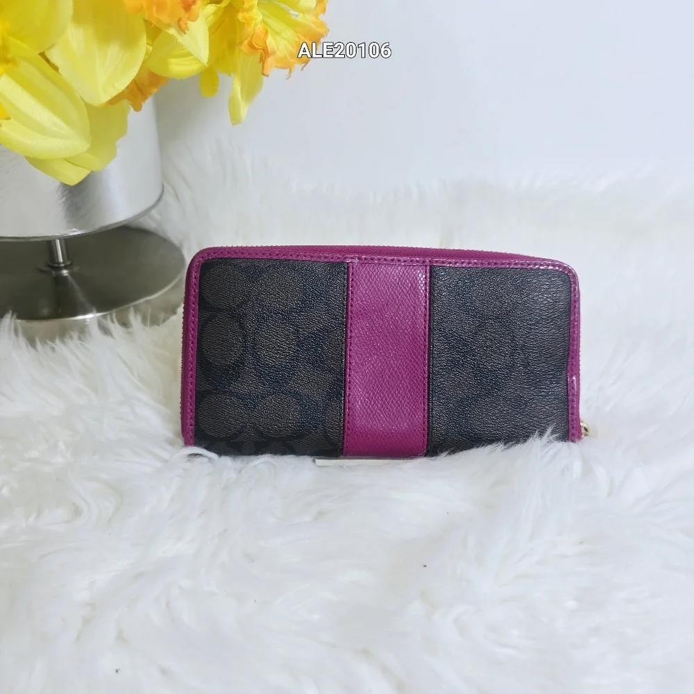 Coach Women's Pink and Brown Wallet